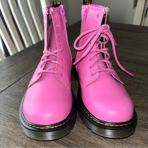 Dr Marten’s Size 5 Junior NEW - Picture 8 of 8